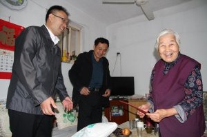 ���𼯈F(tu��n)��ꖼѹ�(ji��)ο���T�����g��ĸ